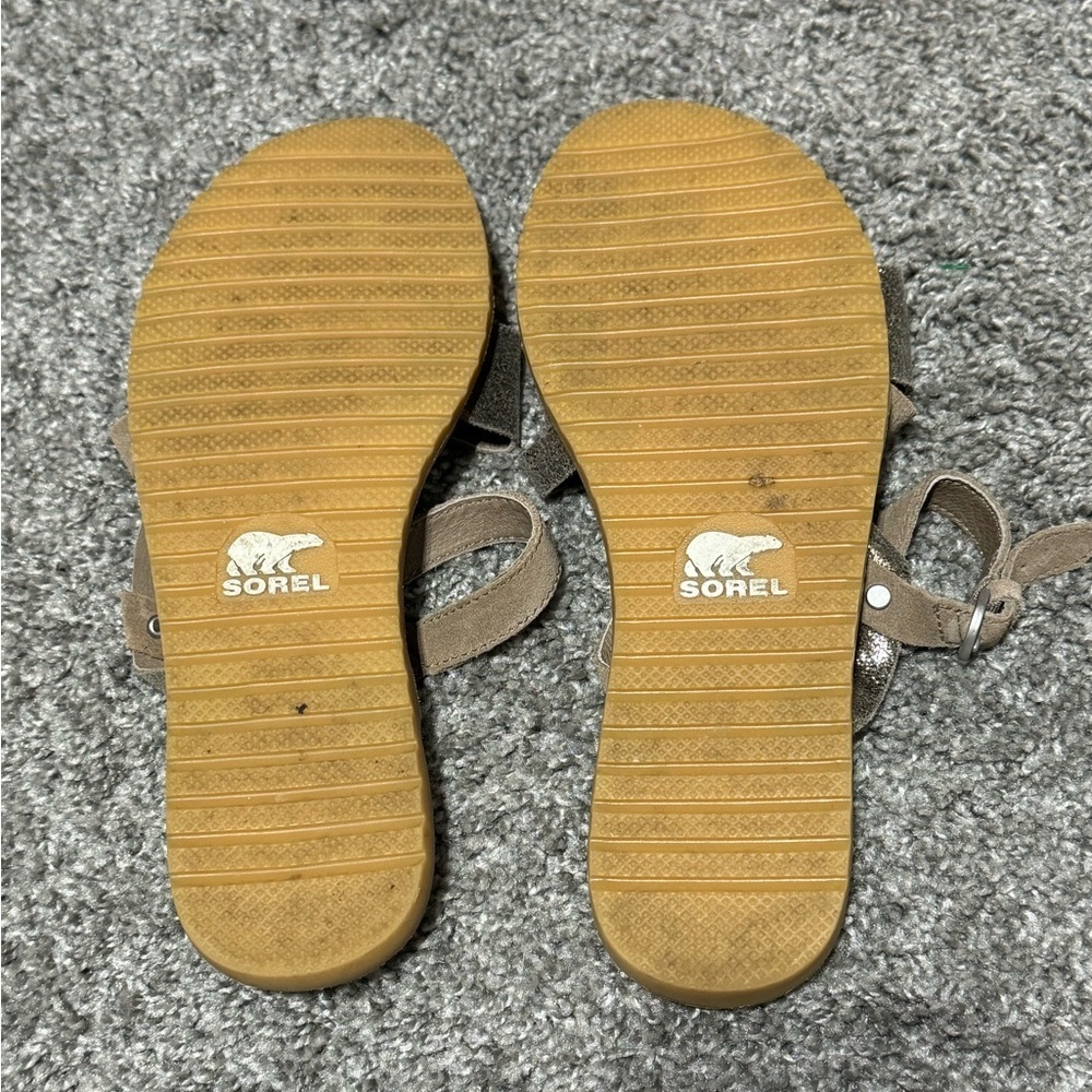 Sorel Women's Ella Criss Cross Leather Casual Sandal Size 10.5 - Picture 4 of 5